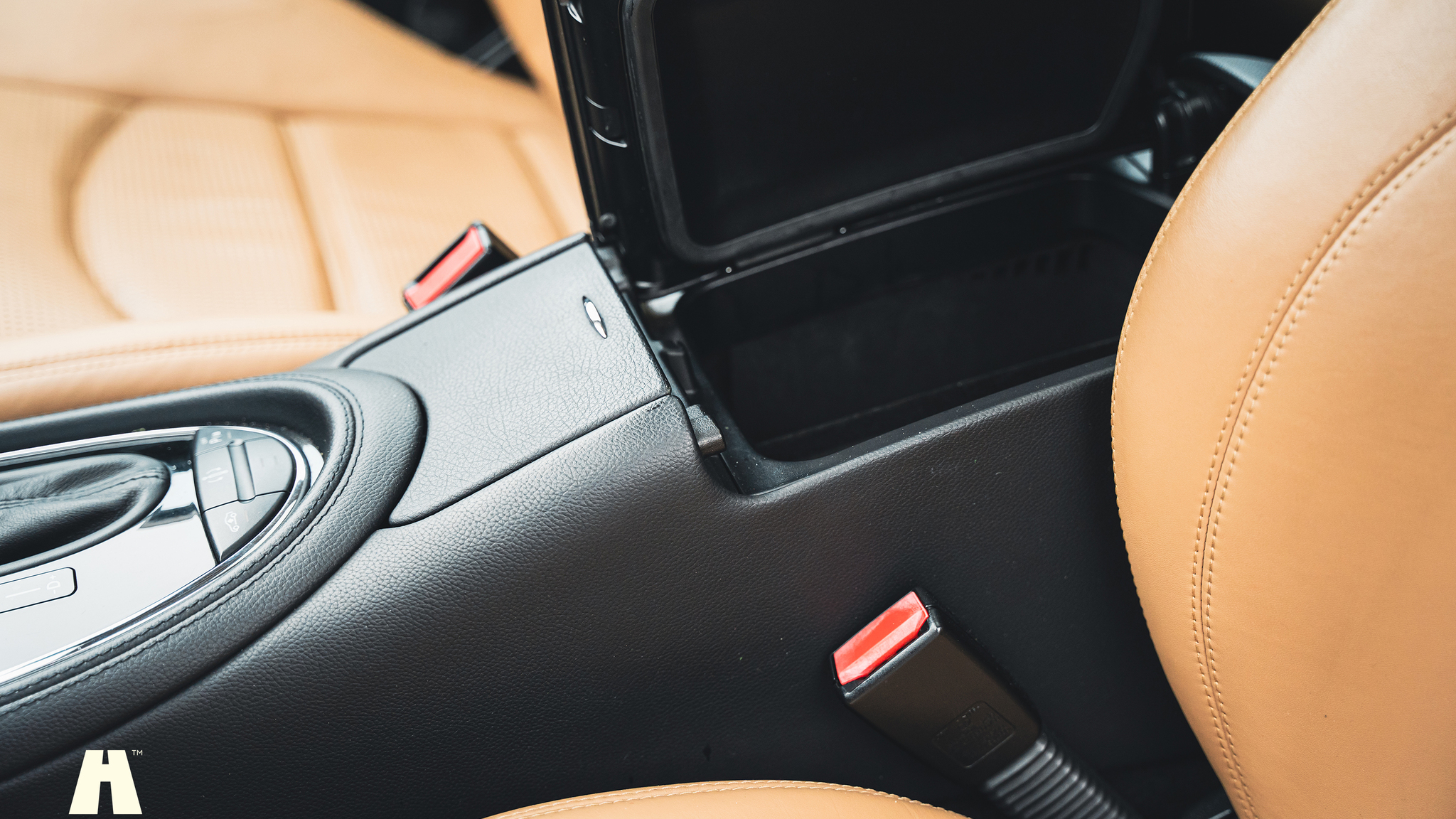 Interiörbild 2008 Mercedes-Benz CLS 63 AMG (58)