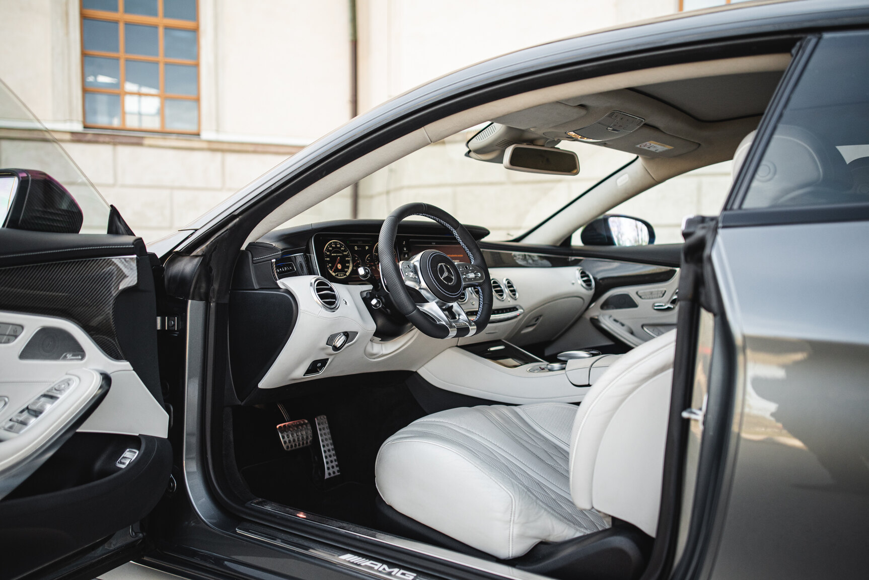 Interior image of 2016 Mercedes-Benz S63 AMG 4MATIC Coupé