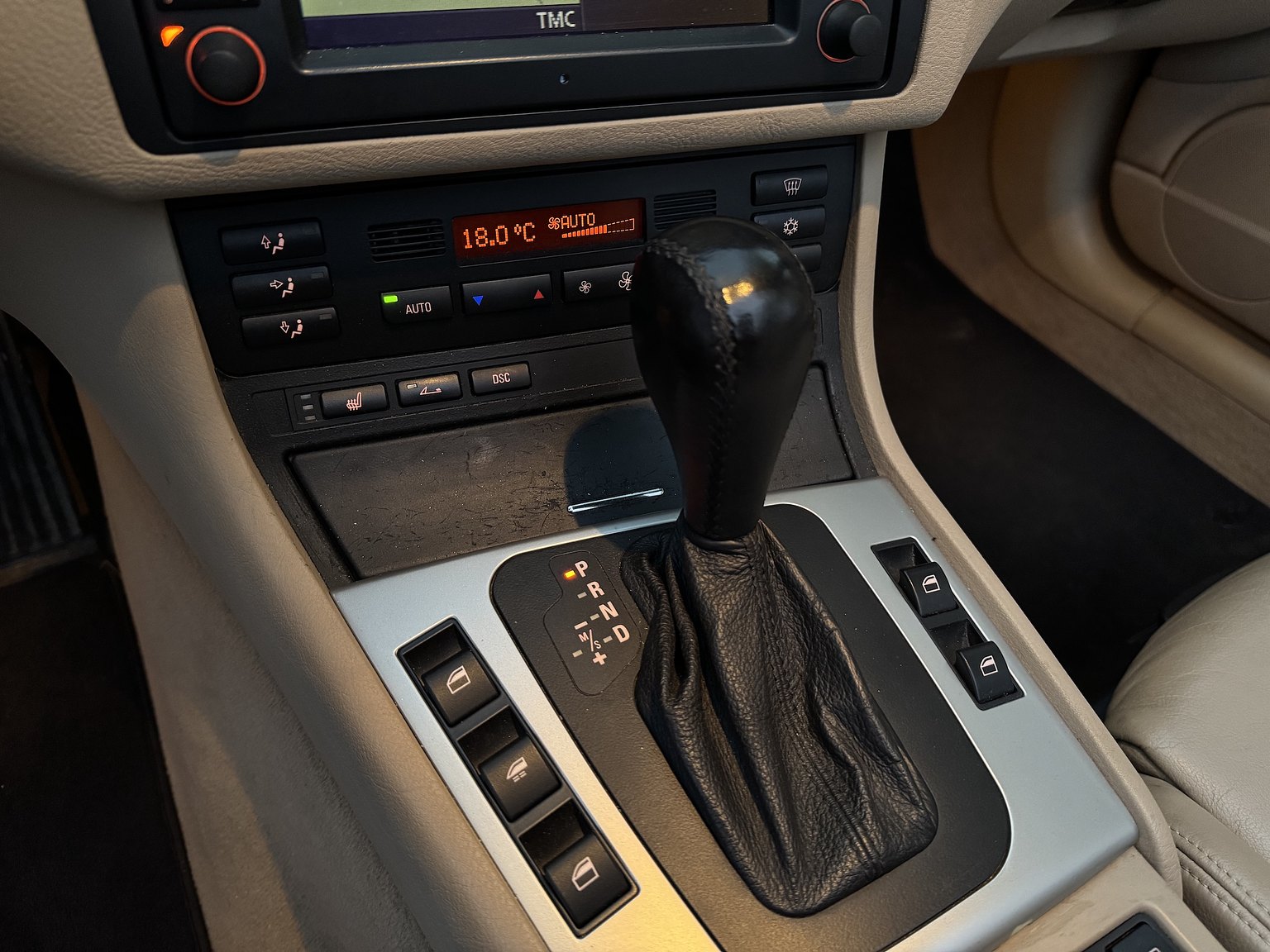 Interiörbild 2001 BMW 325IA CAB