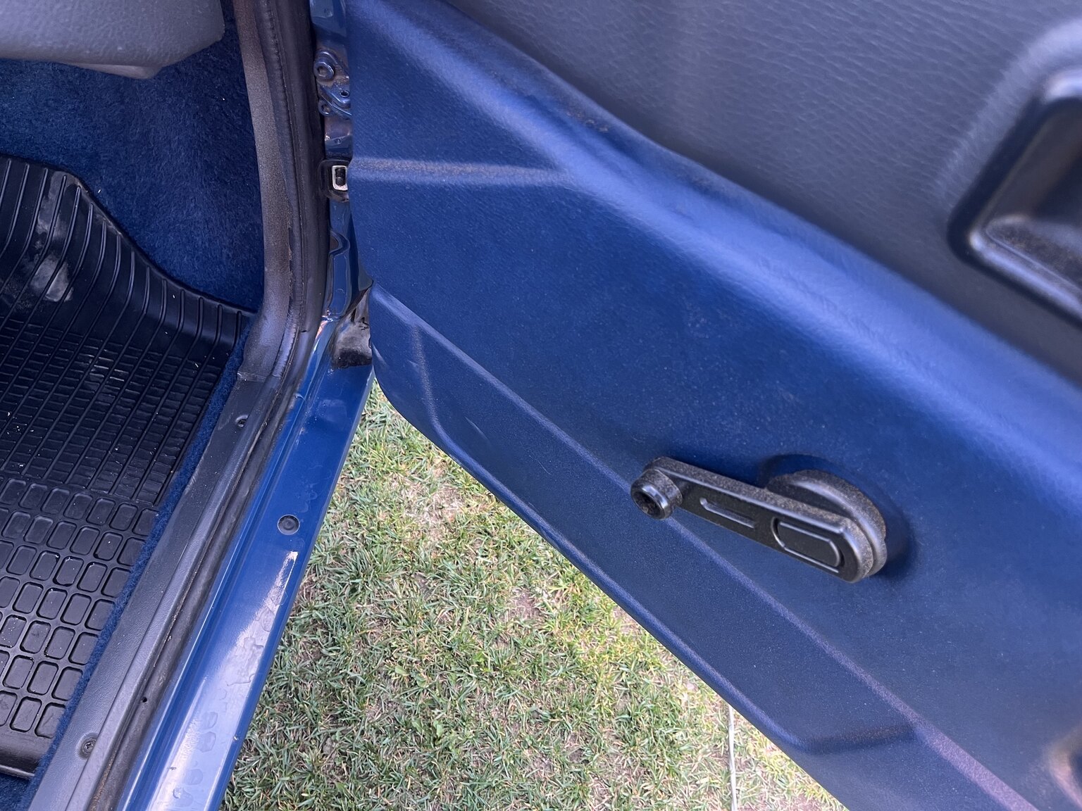 Innenraumfoto von 1983 Volvo 340 (16)