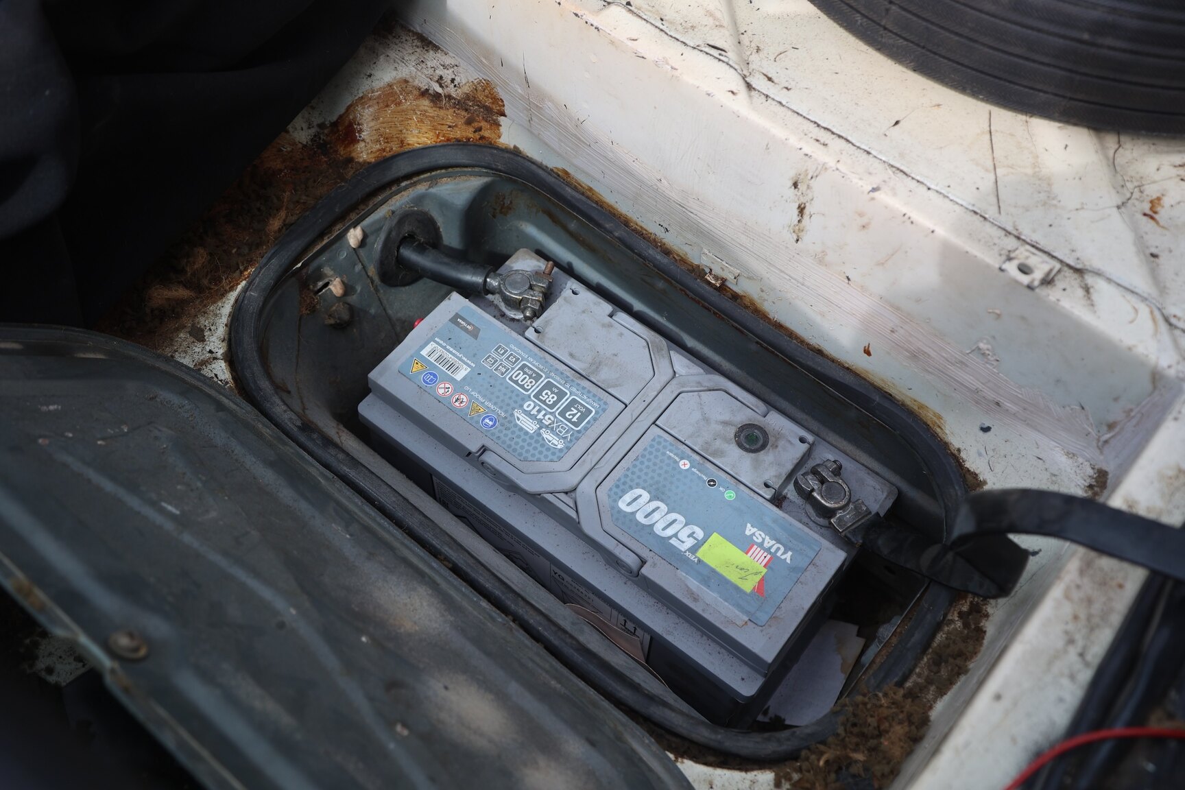 Image of 1981 Porsche 928 S mechanics