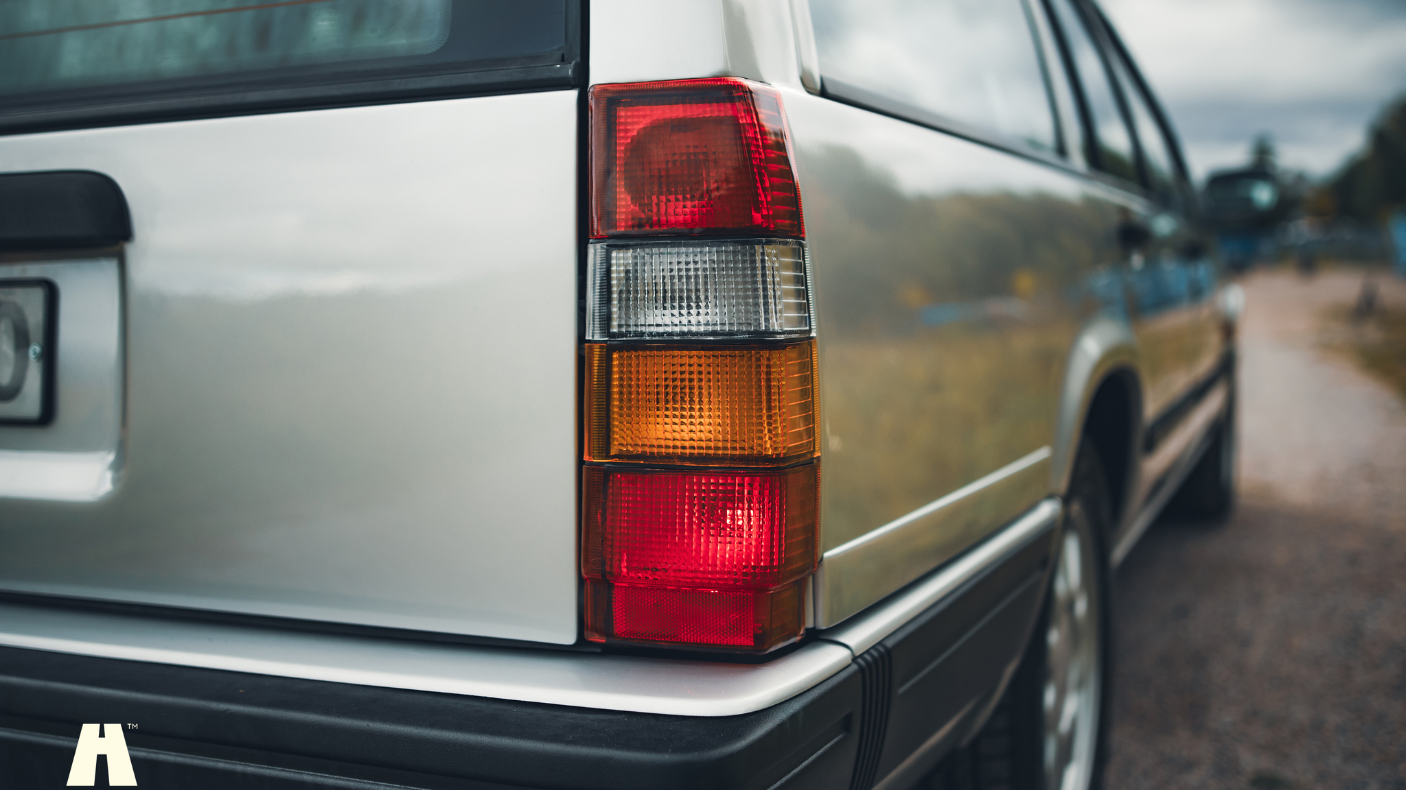 Exteriörbild på 1997 Volvo 945 