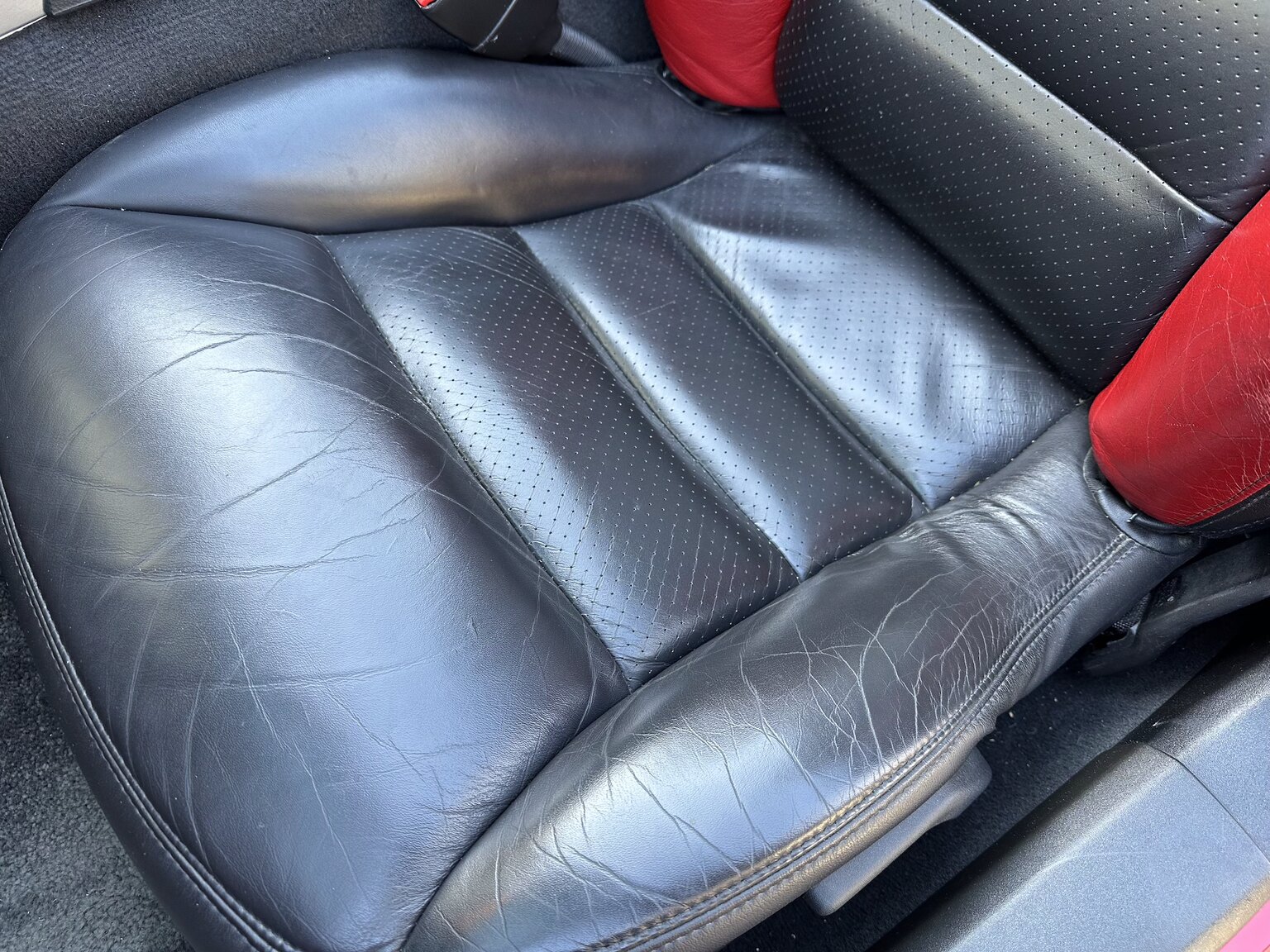 Interior image of 2005 Corvette C6 Z51 Cabriolet