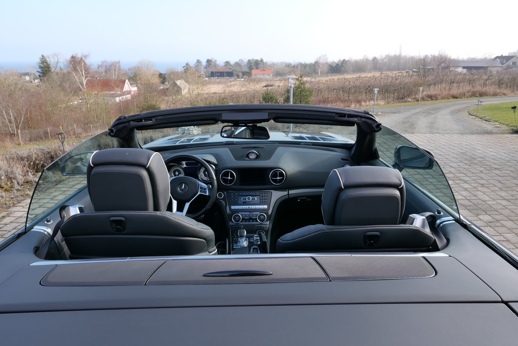 Interior image of 2014 Mercedes-Benz SL500