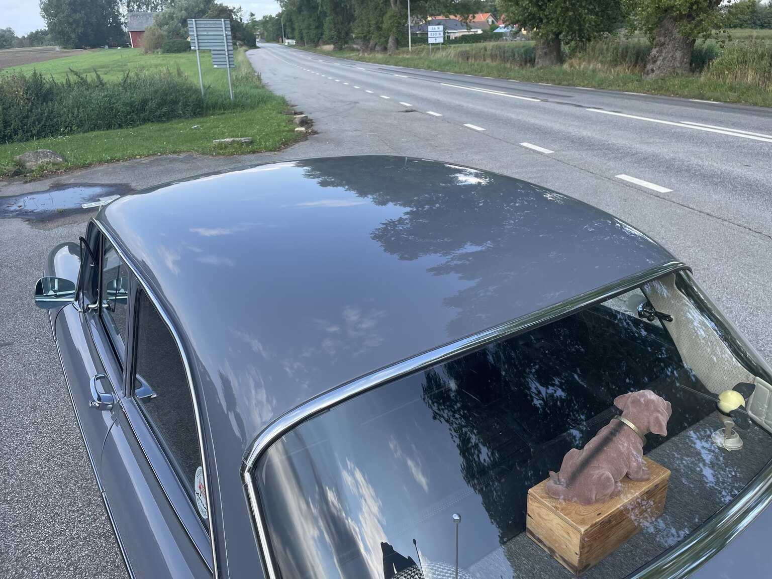 Exterior image of 1965 Volvo Amazon 