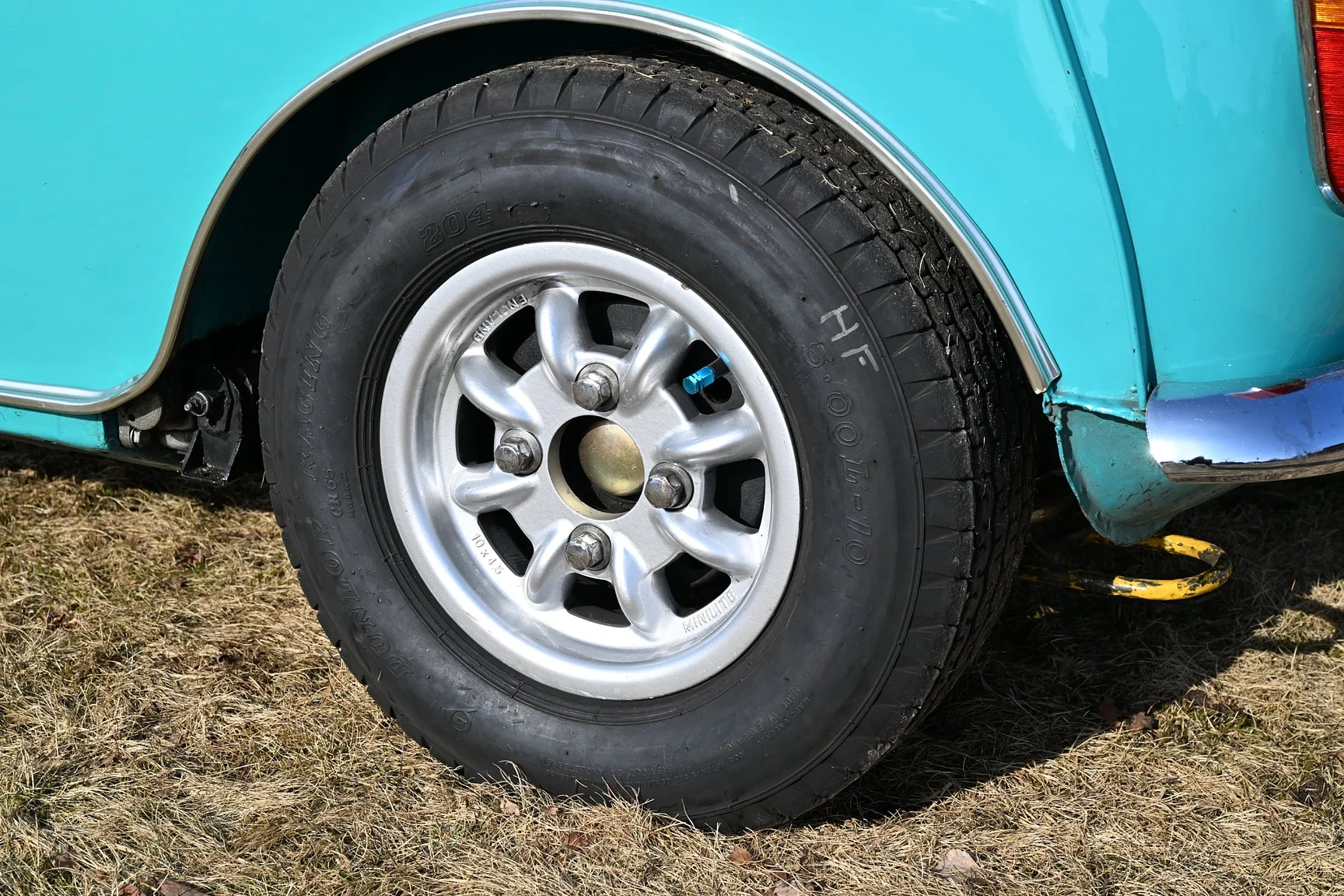 Exterior image of 1964 BMC  Cooper 970S (23)