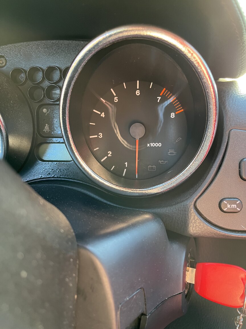 Interior image of 1998 Alfa Romeo GTV
