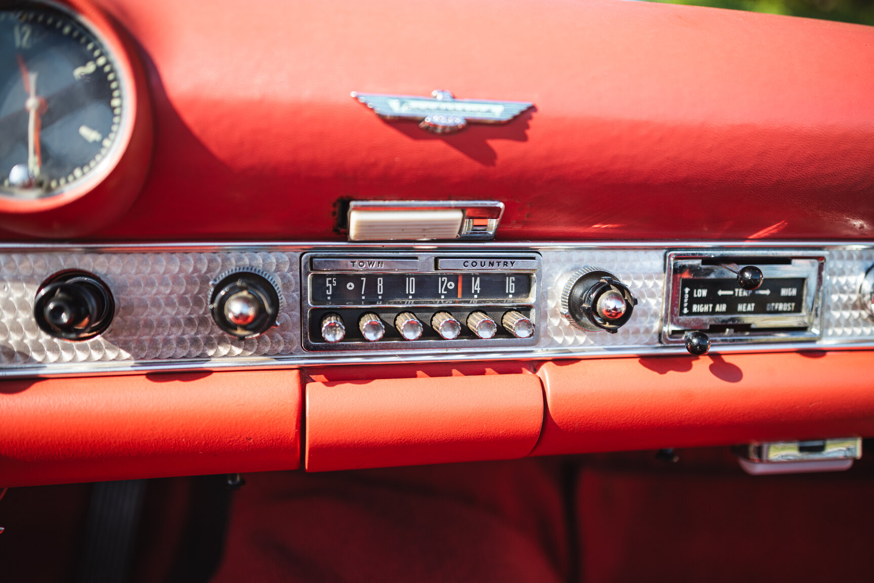 Interiörbild 1956 Ford Thunderbird