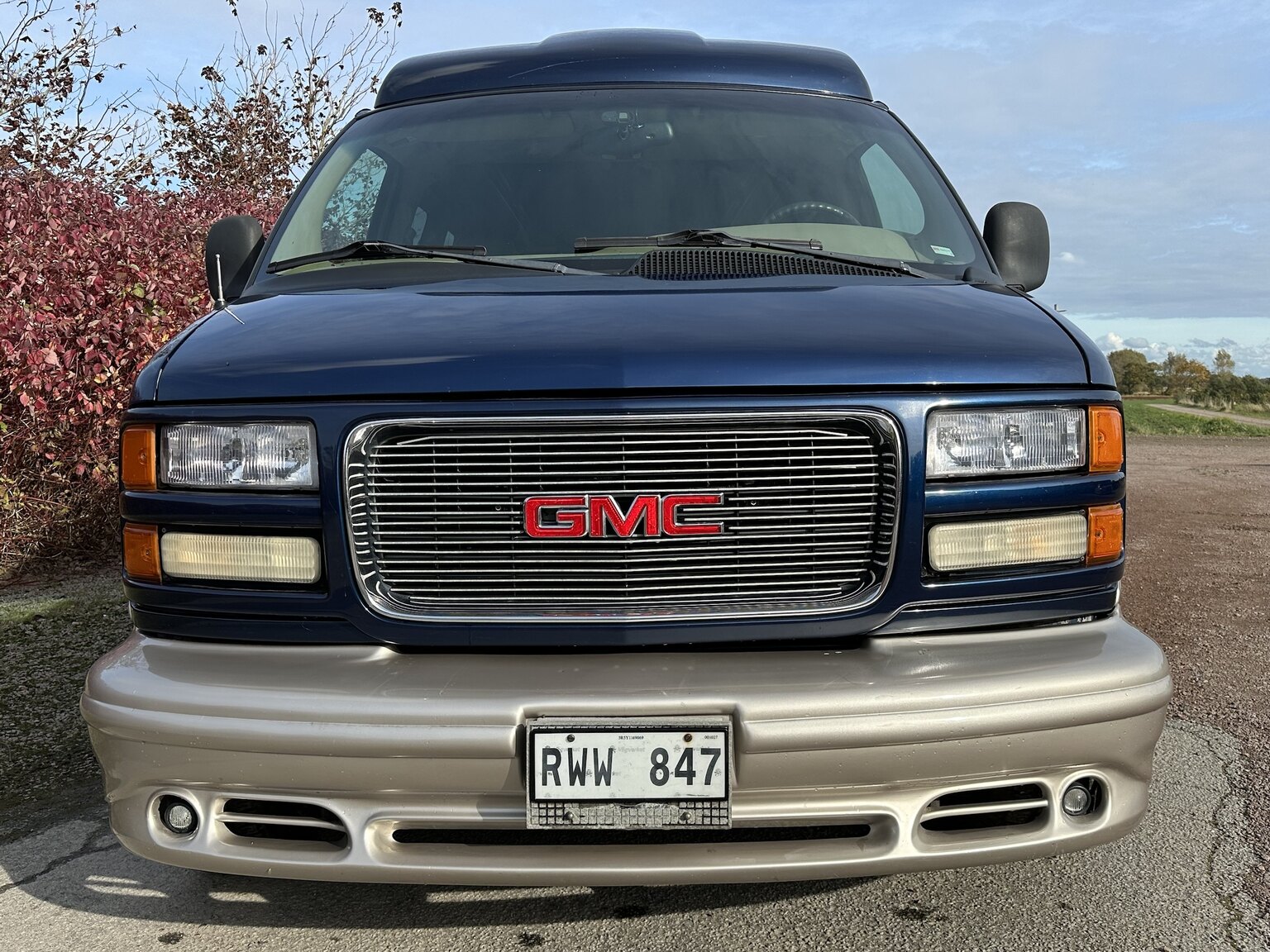 Aussenfoto 2000 GMC Savana G1500 Conversion Van