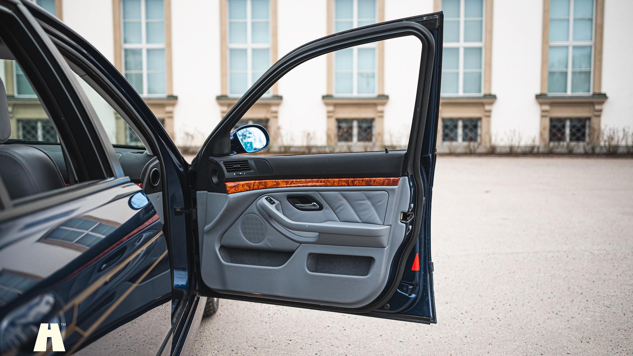 Interior image of 1998 Alpina B10 V8