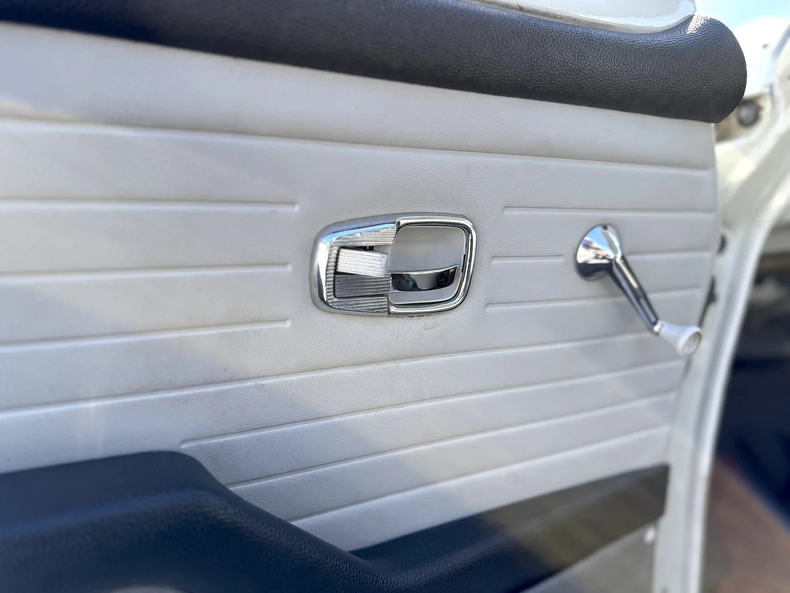 Innenraumfoto von 1965 Volkswagen 1500 Limousine 311 Notchback (7)