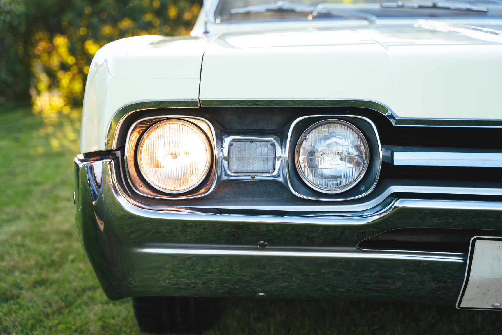Exteriörbild på 1967 Oldsmobile Cutlass Supreme Cabriolet