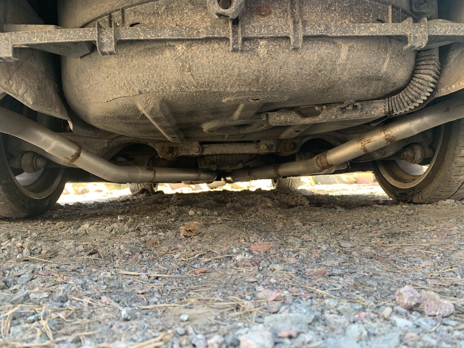 Image of 1995 BMW 840i (18) mechanics