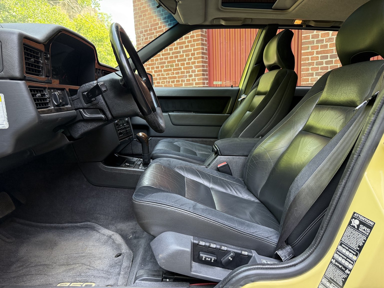 Interior image of 1995 Volvo 850 T-5R