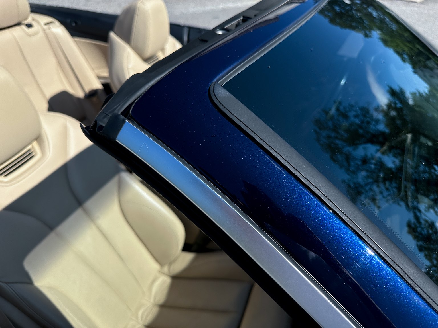 Exterior image of 2018 BMW 430i xDrive Convertible