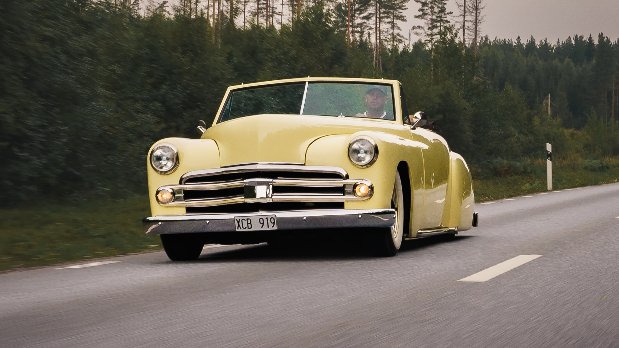 Aussenfoto 1950 Dodge Wayfarer Convertible Custom