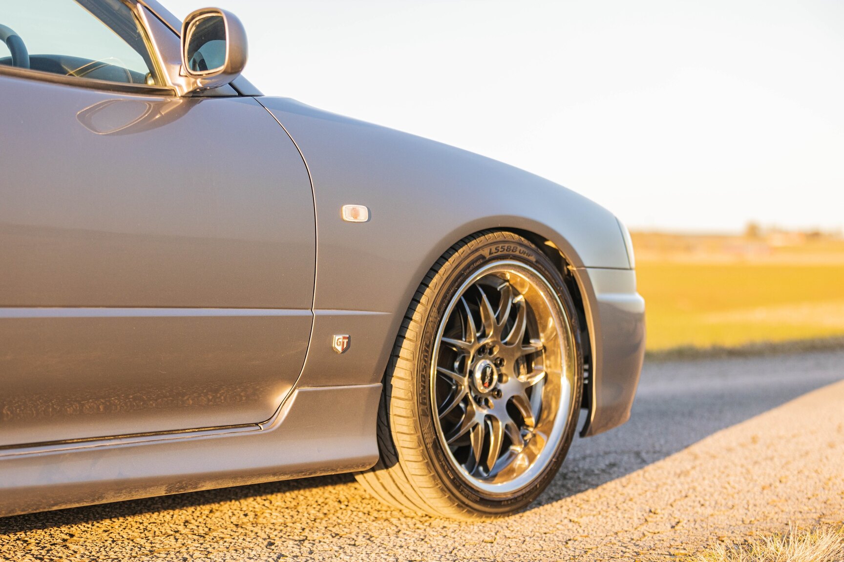 Exteriörbild på 2000 Nissan Skyline R34 GT 2.5