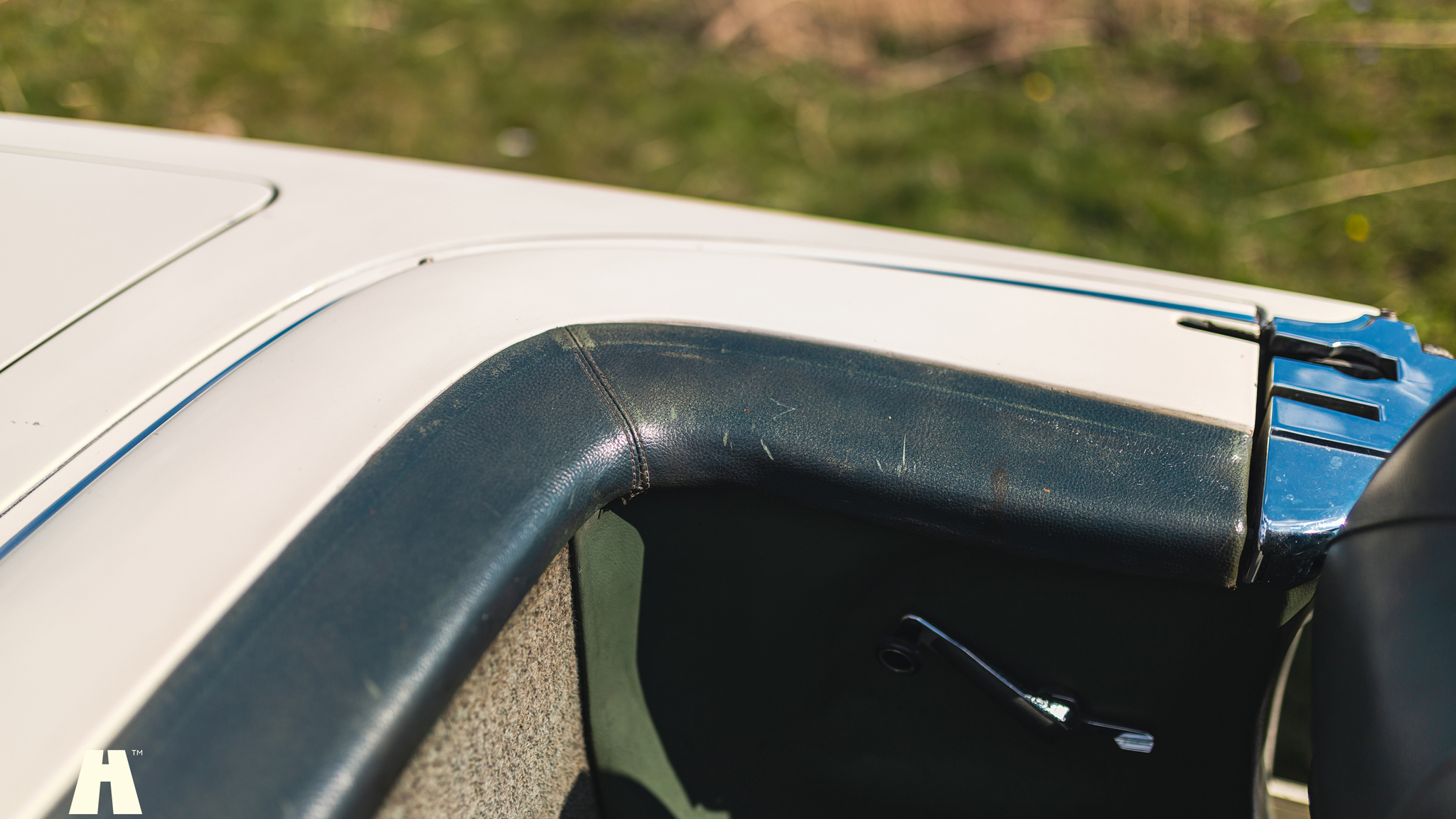 Innenraumfoto von 1972 Mercedes-Benz 350 SL (40)