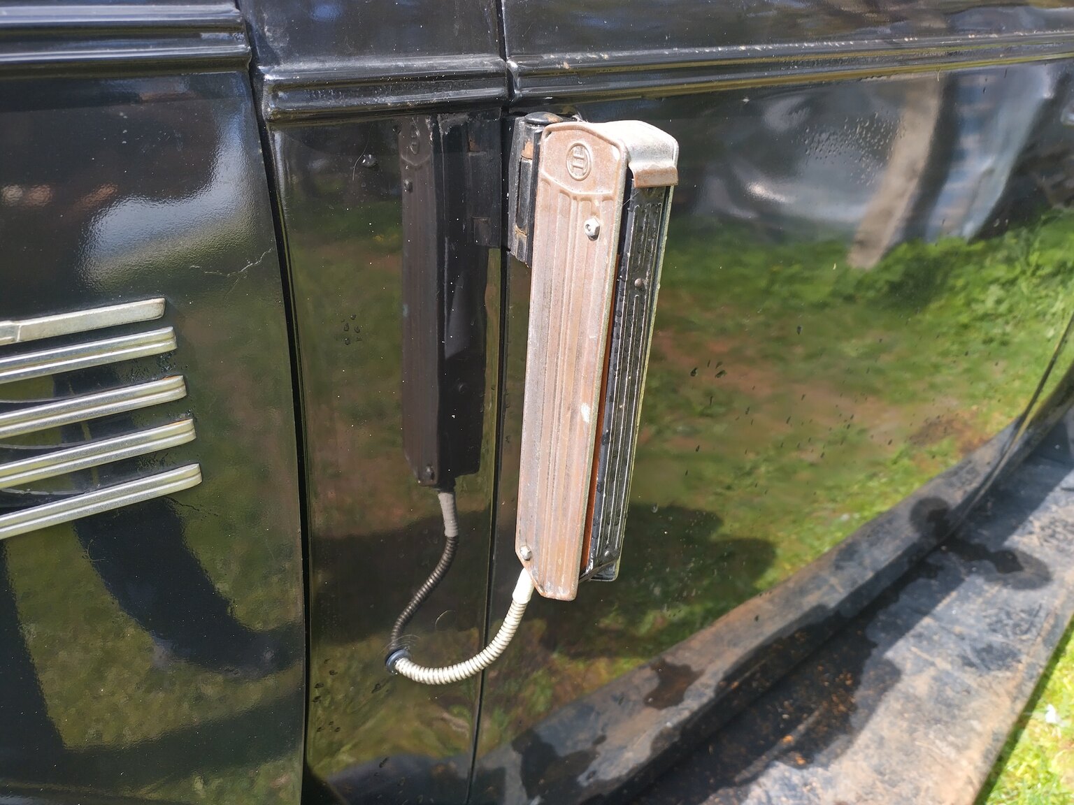 Exteriörbild på 1939 Chevrolet Master De Luxe Sedan Sport
