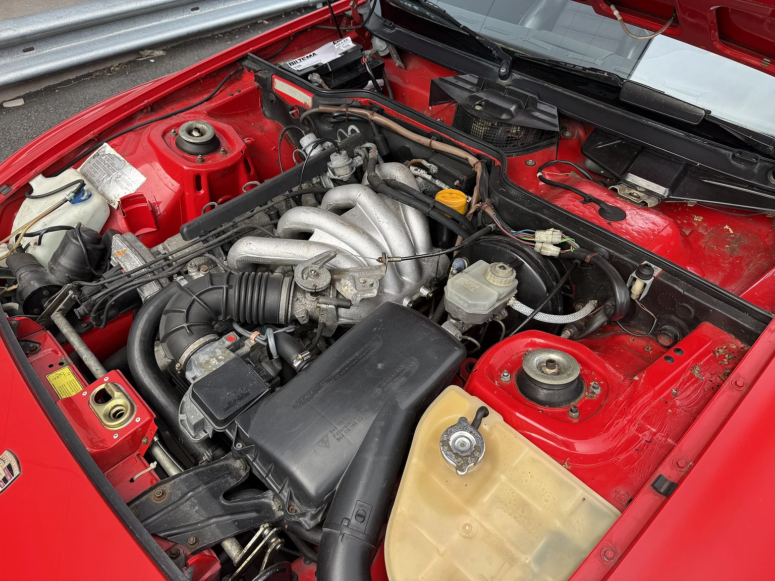 Image of 1984 Porsche 944 Targa mechanics (1)