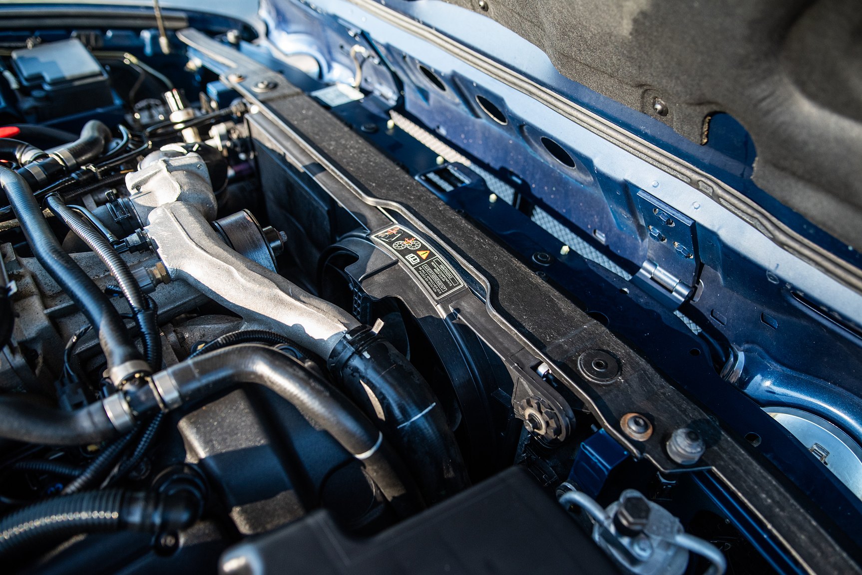 Image of 2001 Jaguar XJR mechanics