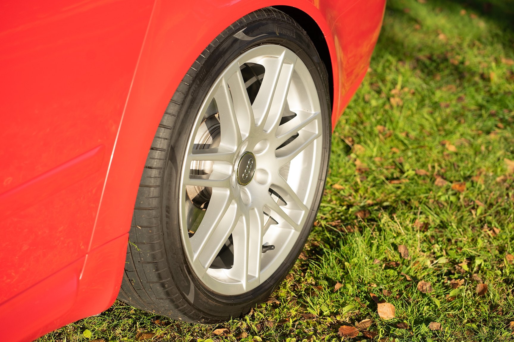 Exterior image of 2007 Audi  S4 quattro 4.2 V8 manuell