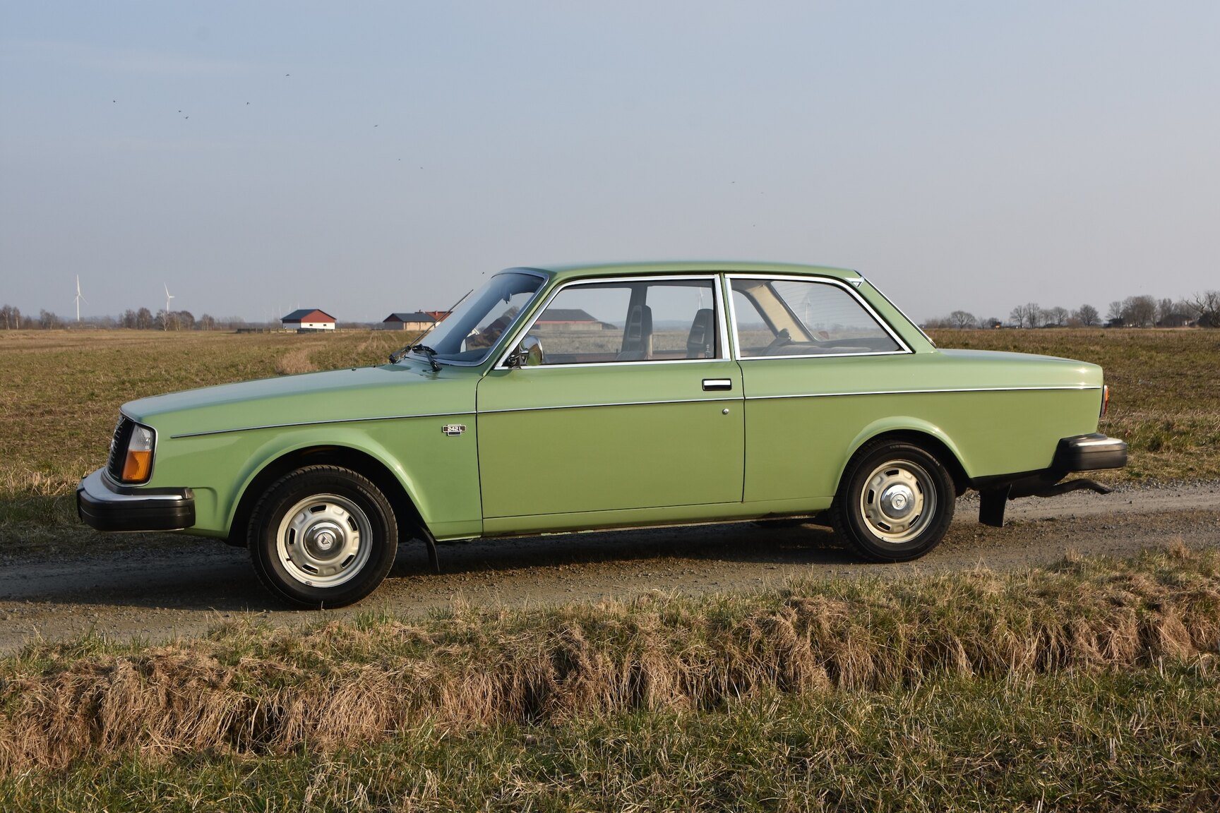 Exteriörbild på 1975 Volvo 242