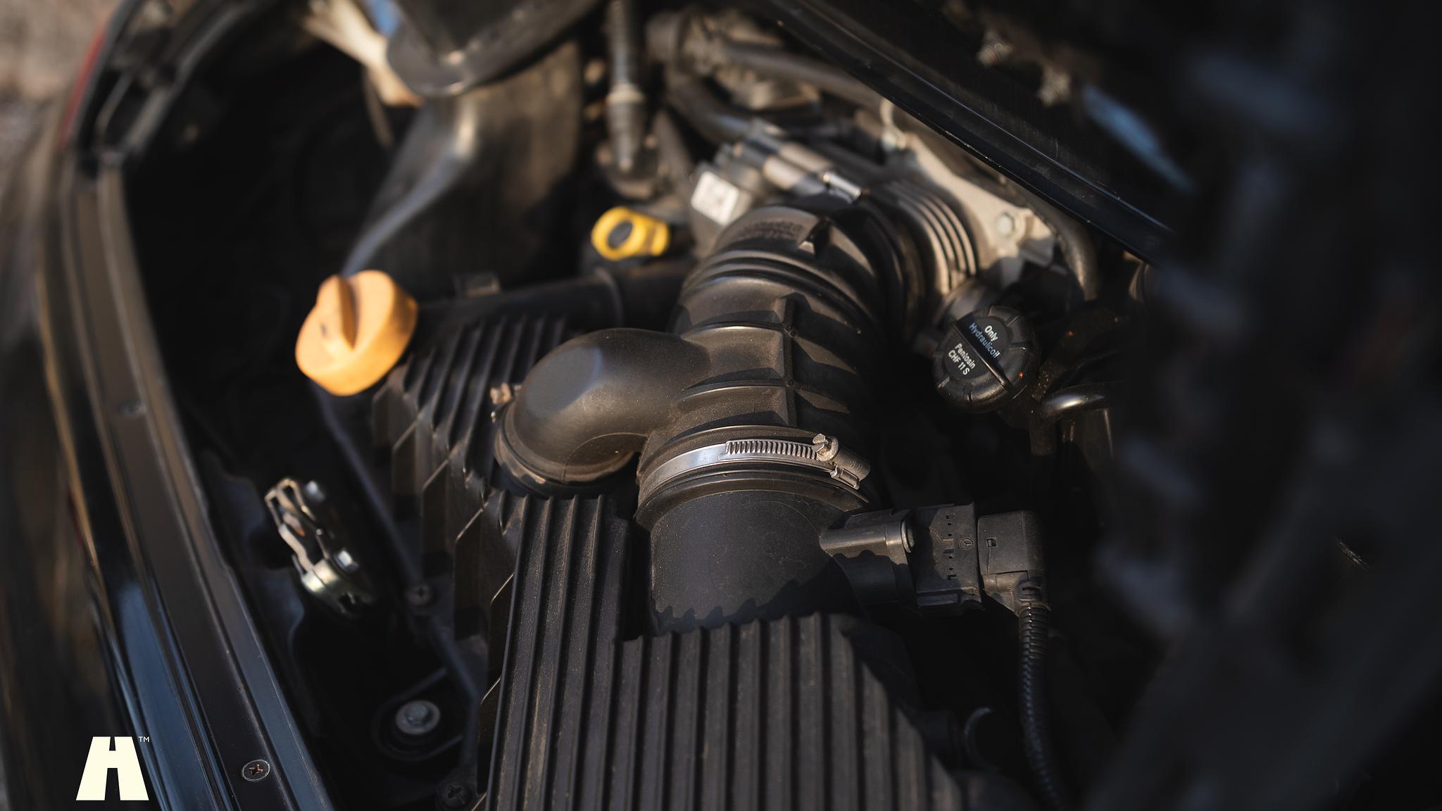 Image of 1998 Porsche 996 Carrera 2 “Clubsport” mechanics