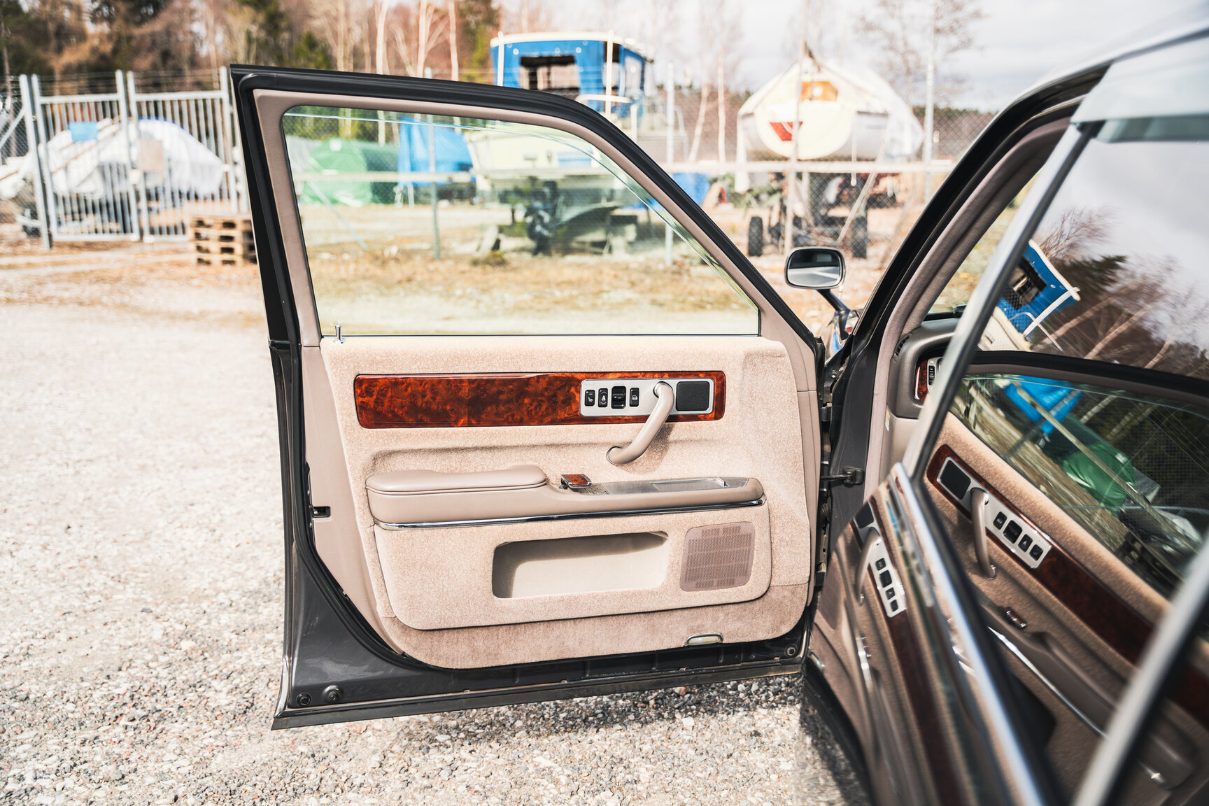 Interiörbild 2000 Toyota Century