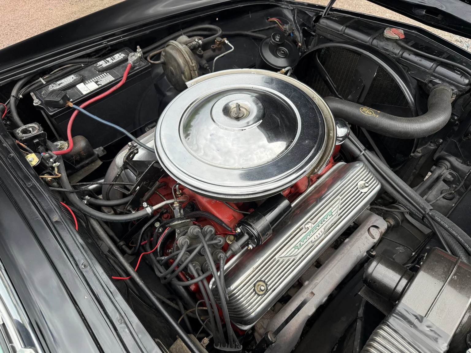 Image of 1957 Ford Thunderbird mechanics (7)