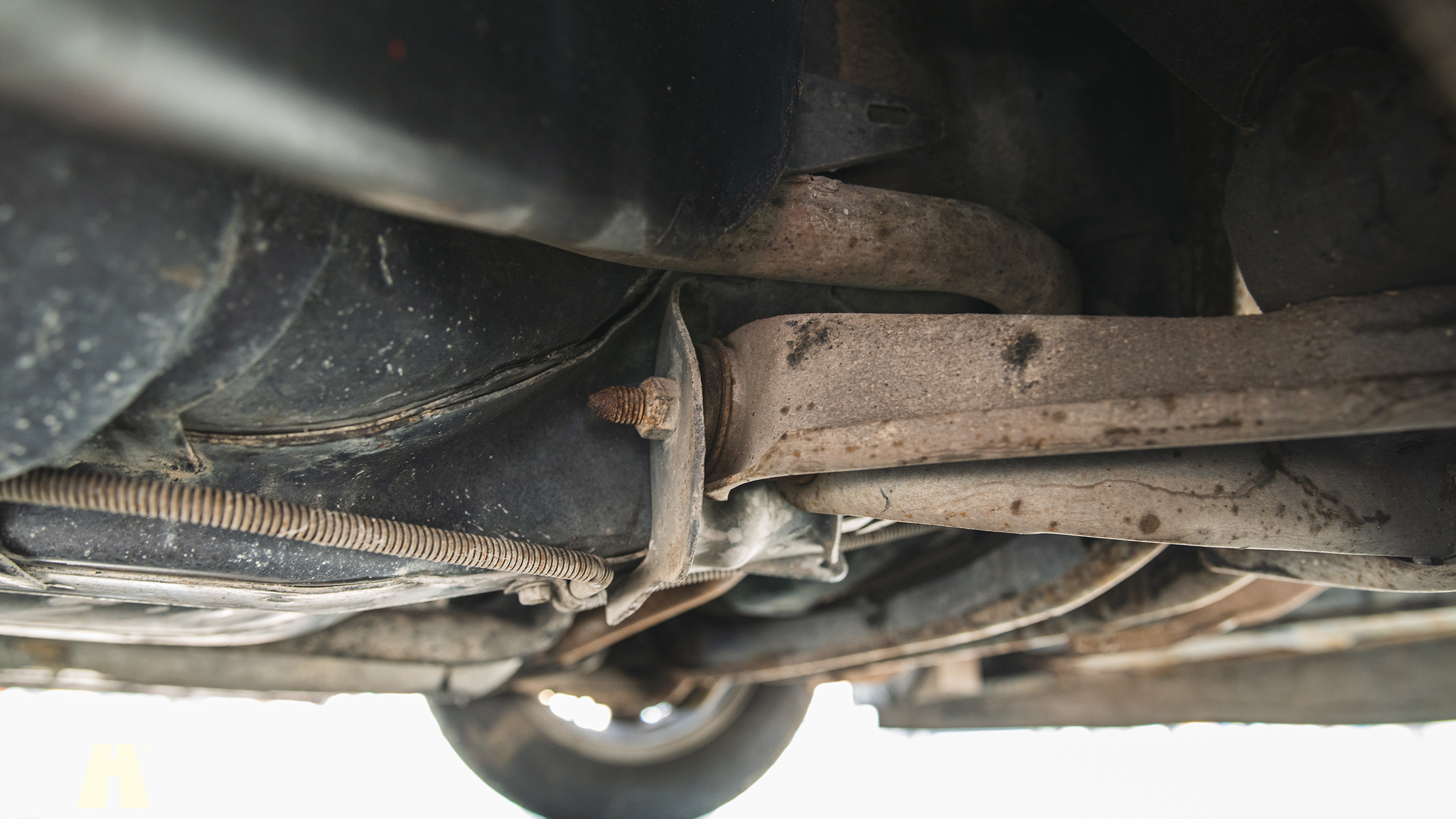 Image of 1985 Pontiac Fiero GT (29) mechanics
