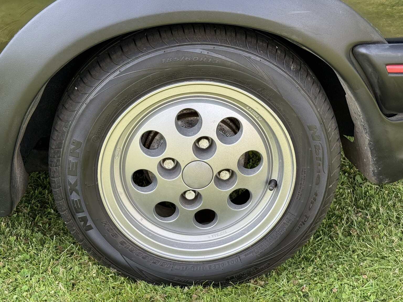 Exteriörbild på 1988 Ford Fiesta XR2