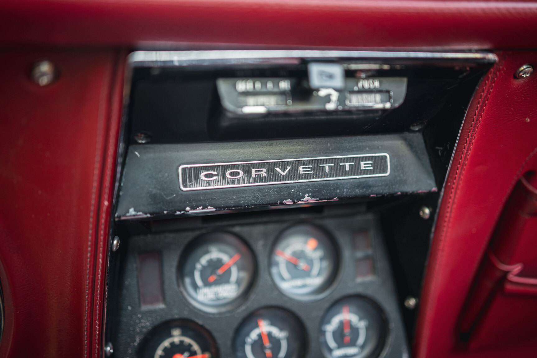 Interior image of 1975 Chevrolet Corvette Stingray (27)