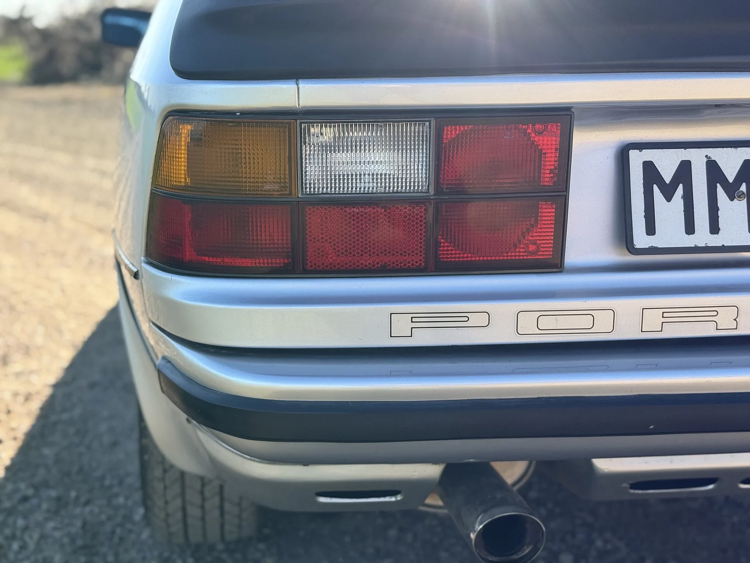 Exteriörbild på 1979 Porsche 924  (27)