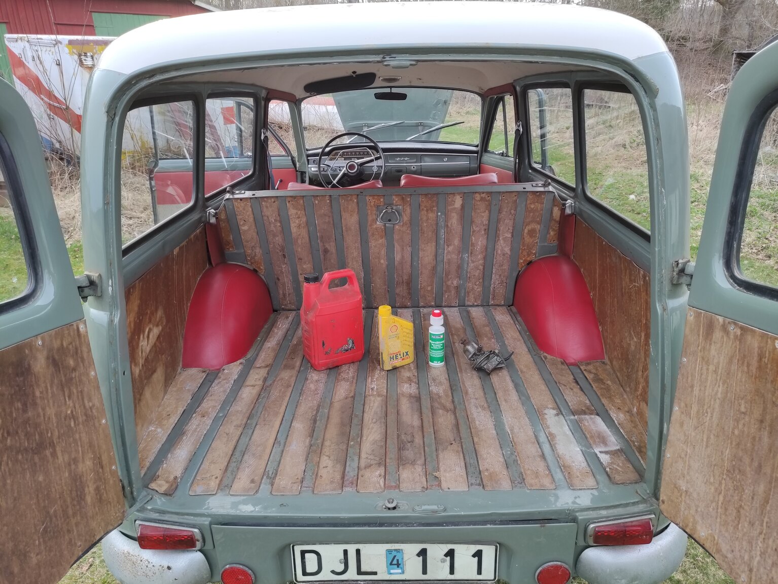 Interior image of 1960 Volvo P210 Duett