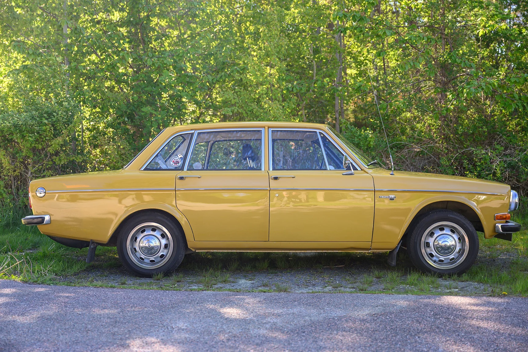 Exteriörbild på 1971 Volvo 144 2.0 Automatic (18)