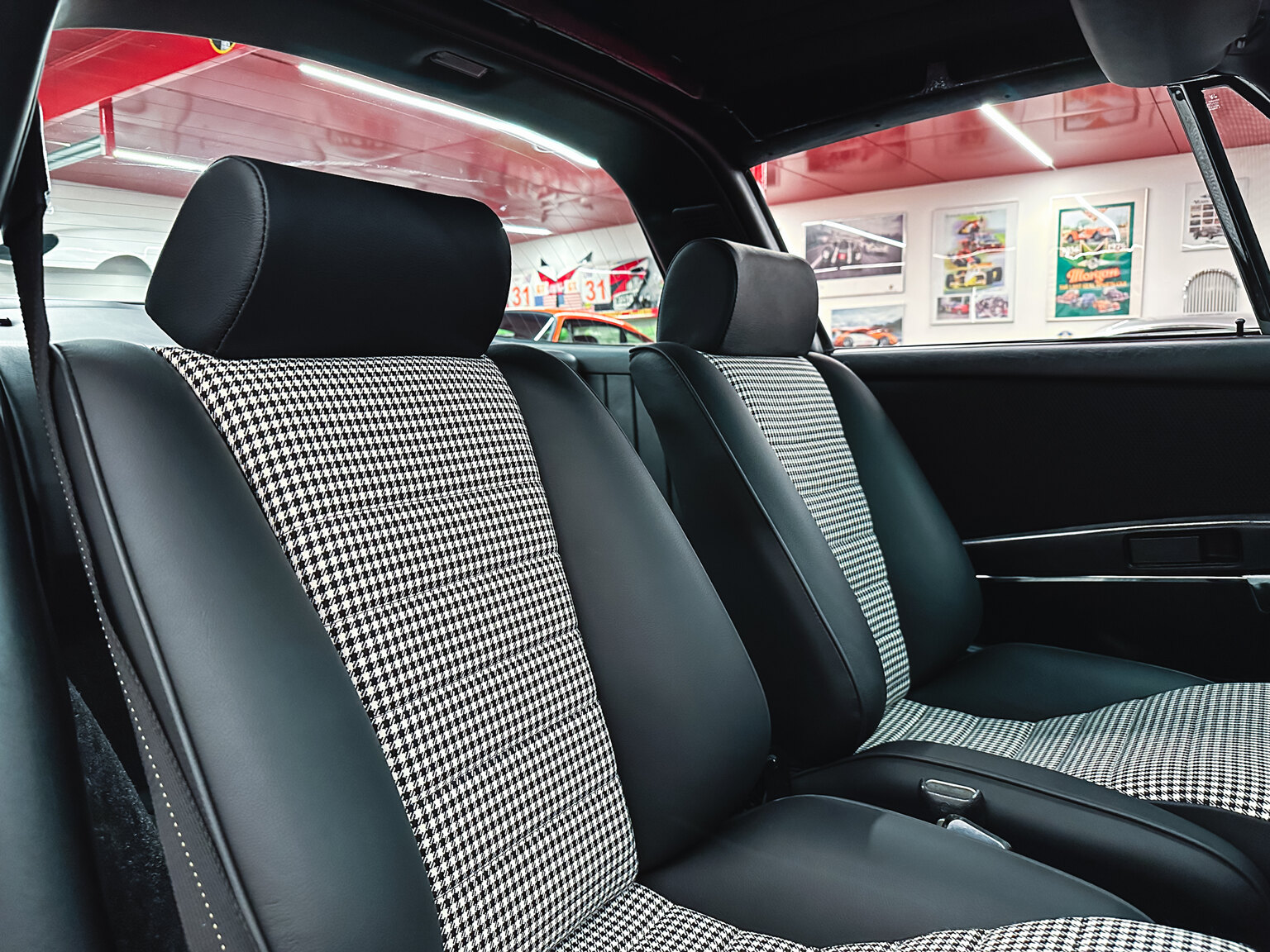 Interiörbild 1970 Porsche 911 E Targa