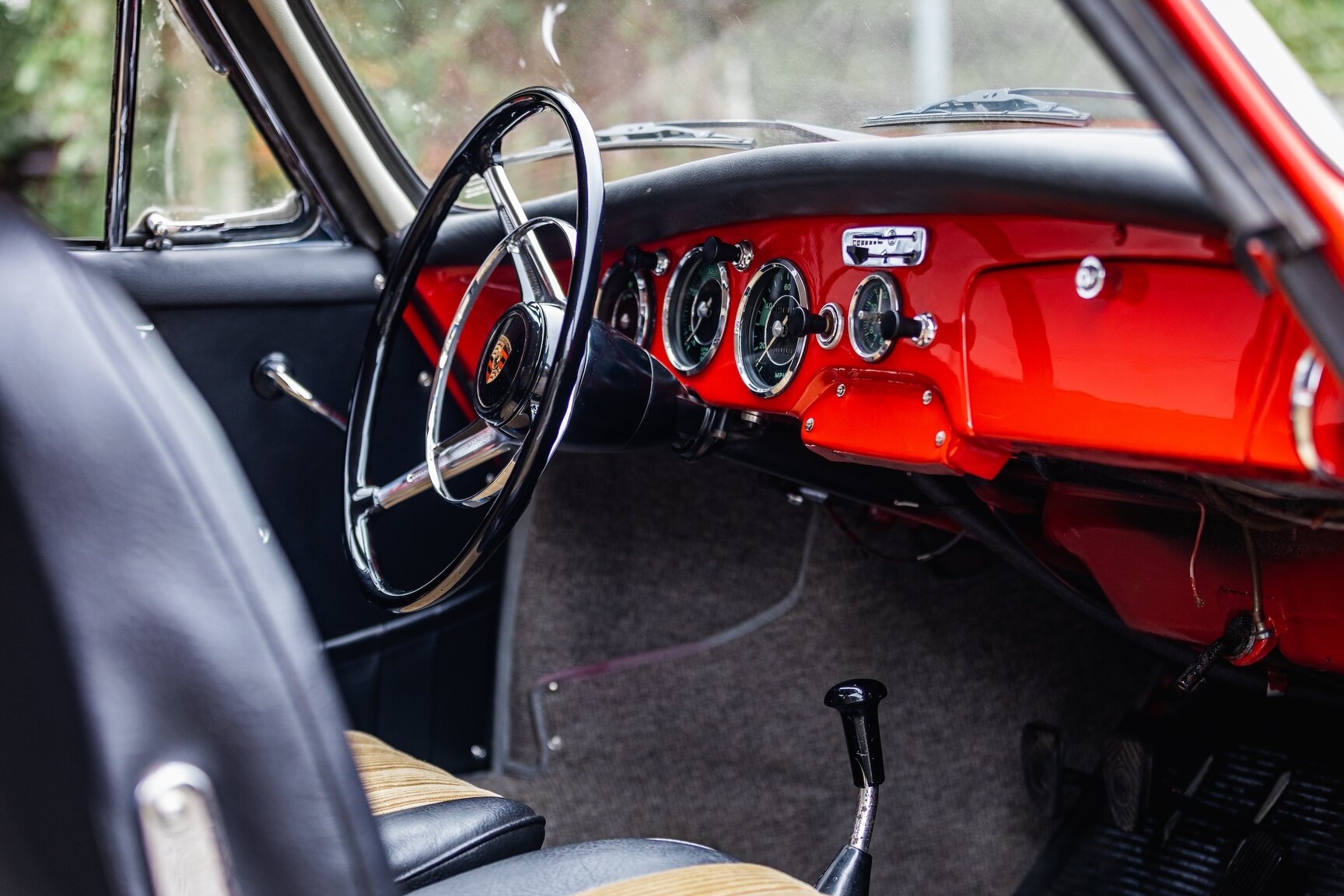 Interiörbild 1962 Porsche 356 BT6 "Notchback"