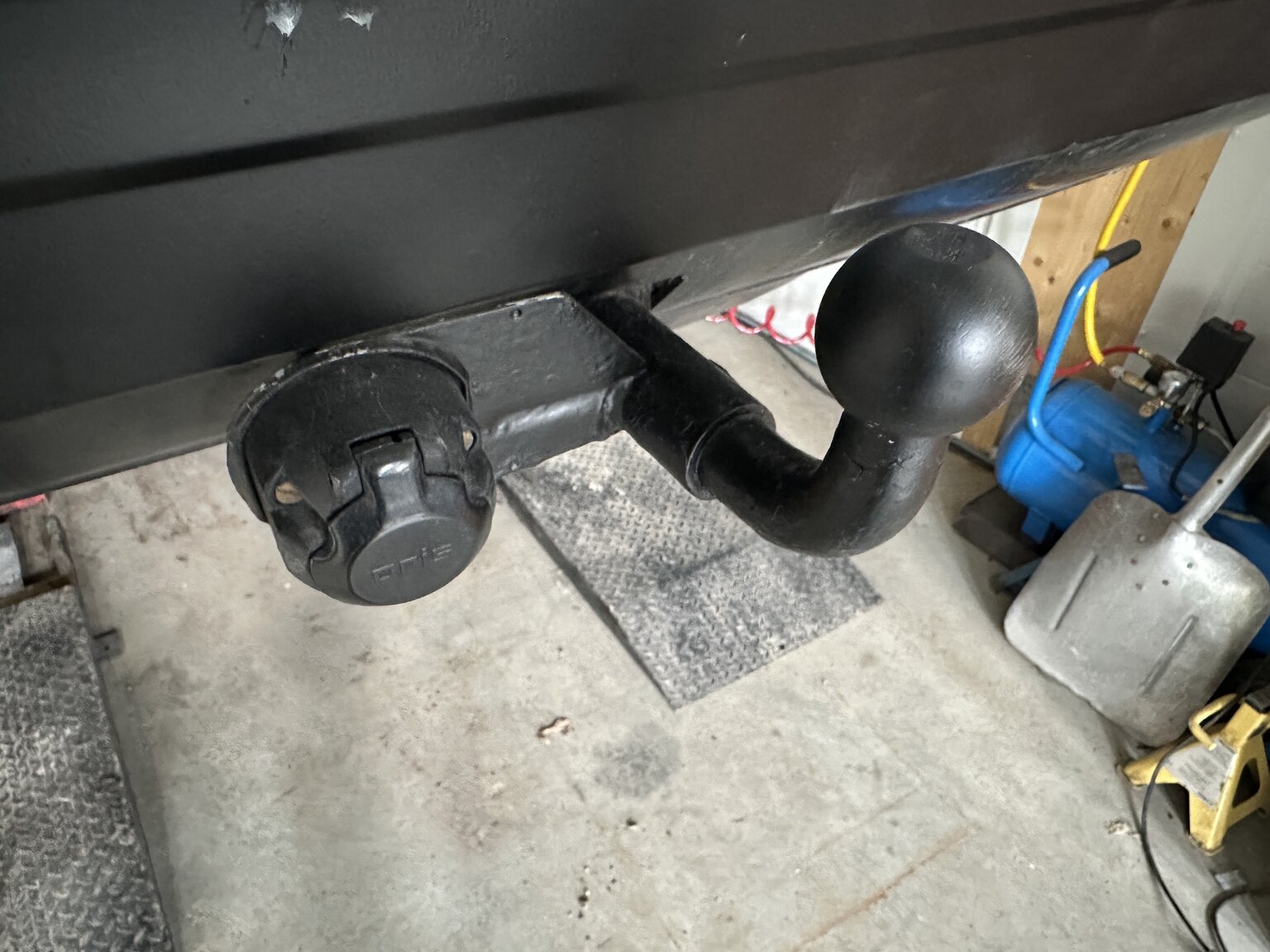 Image of 1988 Mercedes-Benz 190 E mechanics