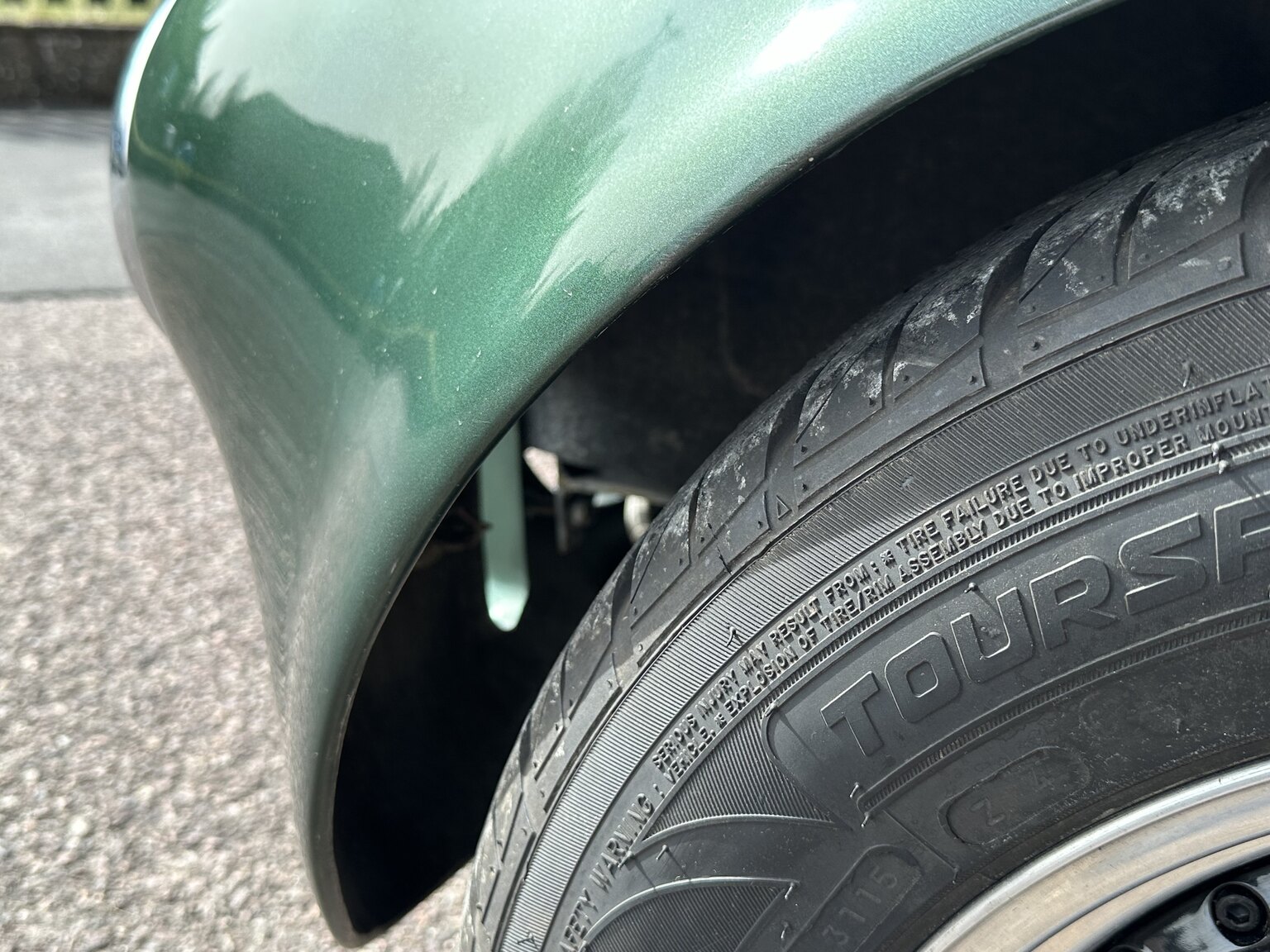 Exteriörbild på 2008 AC Cobra replica
