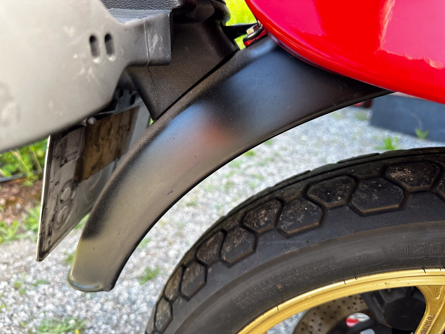 Exterior image of 1983 Ducati 900 Mike Hailwood Replica