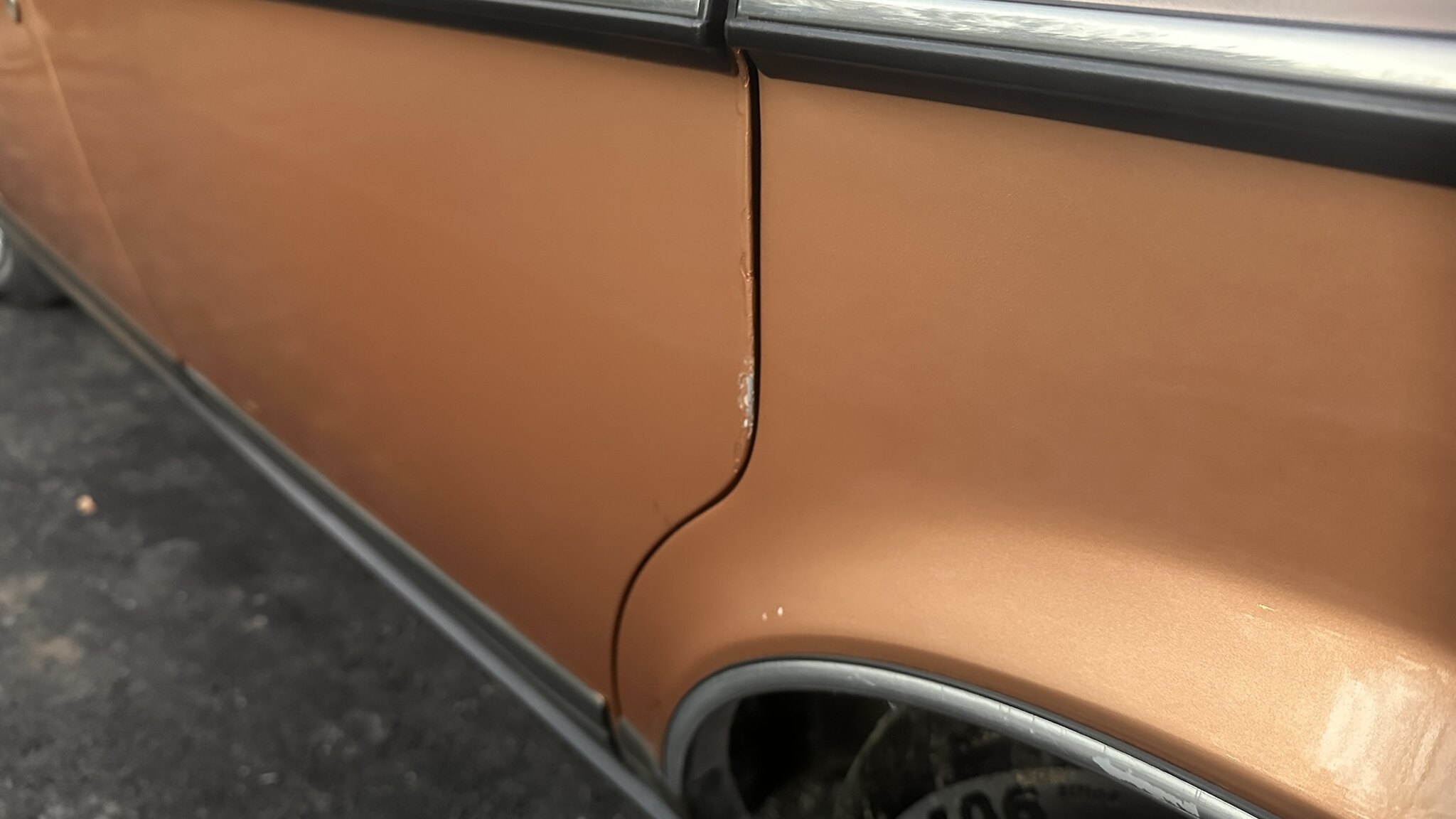 Exteriörbild på 1981 Volvo 244 GLE D6