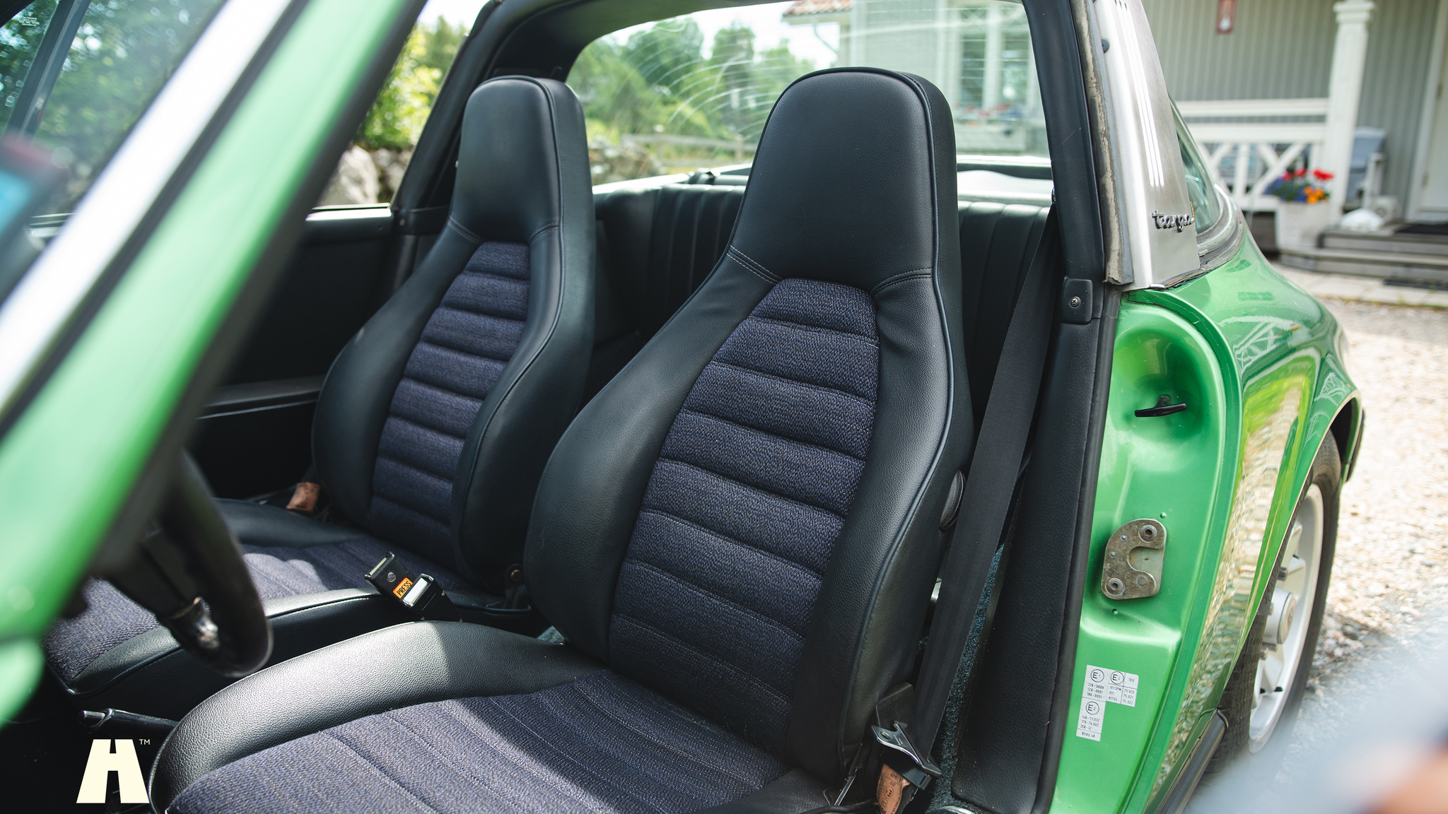 Interiörbild 1976 Porsche 911 Targa