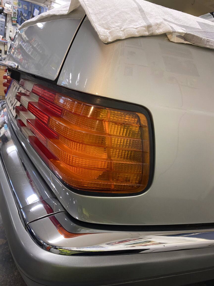 Aussenfoto 1988 Mercedes-Benz 300 SE