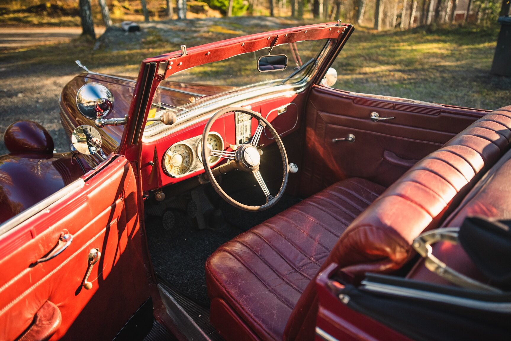 Interior image of 1938 Dodge Six Convertible Coupé