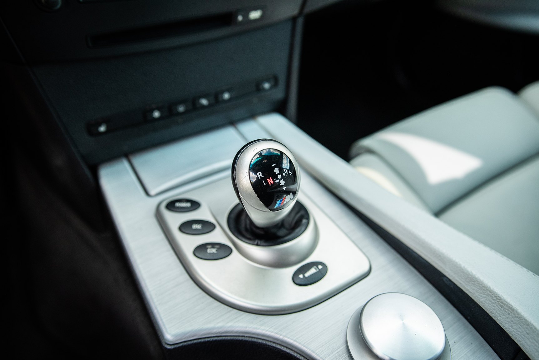 Interior image of 2006 BMW E60 M5