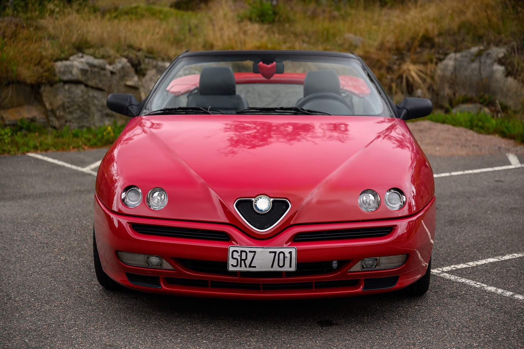 Exterior image of 2001 Alfa Romeo Spider 3.0 V6