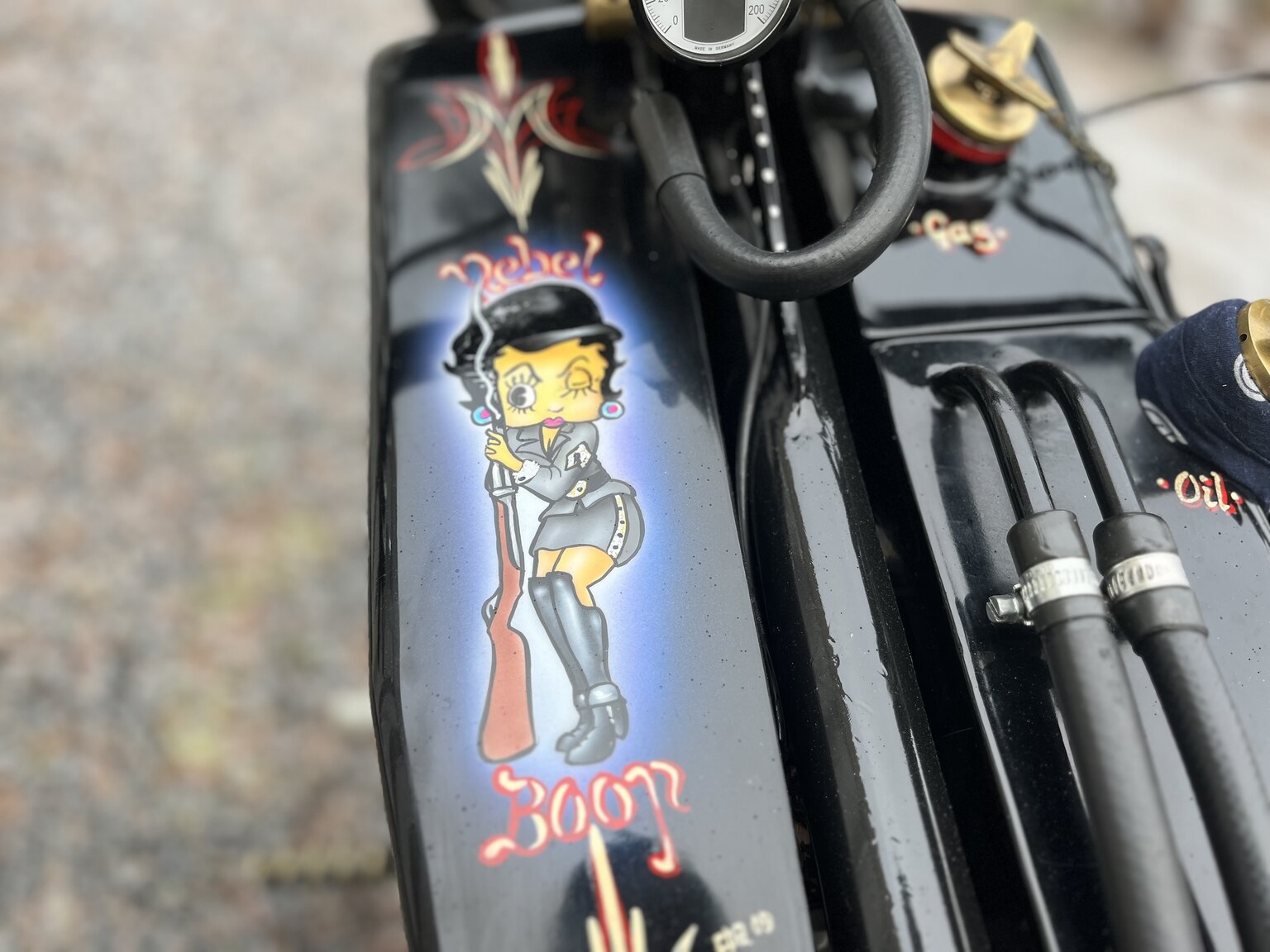 Aussenfoto 2023 Harley-Davidson Soultrain Belle (18)