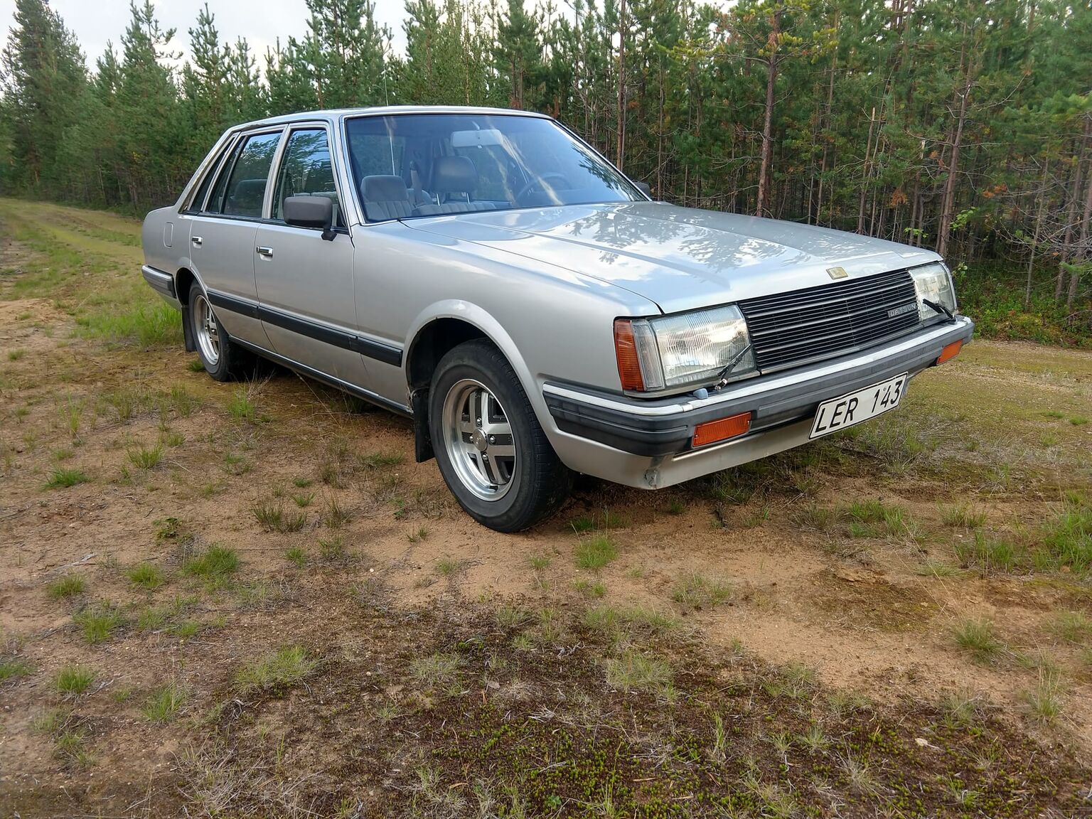 Exteriörbild på 1983 Datsun Laurel