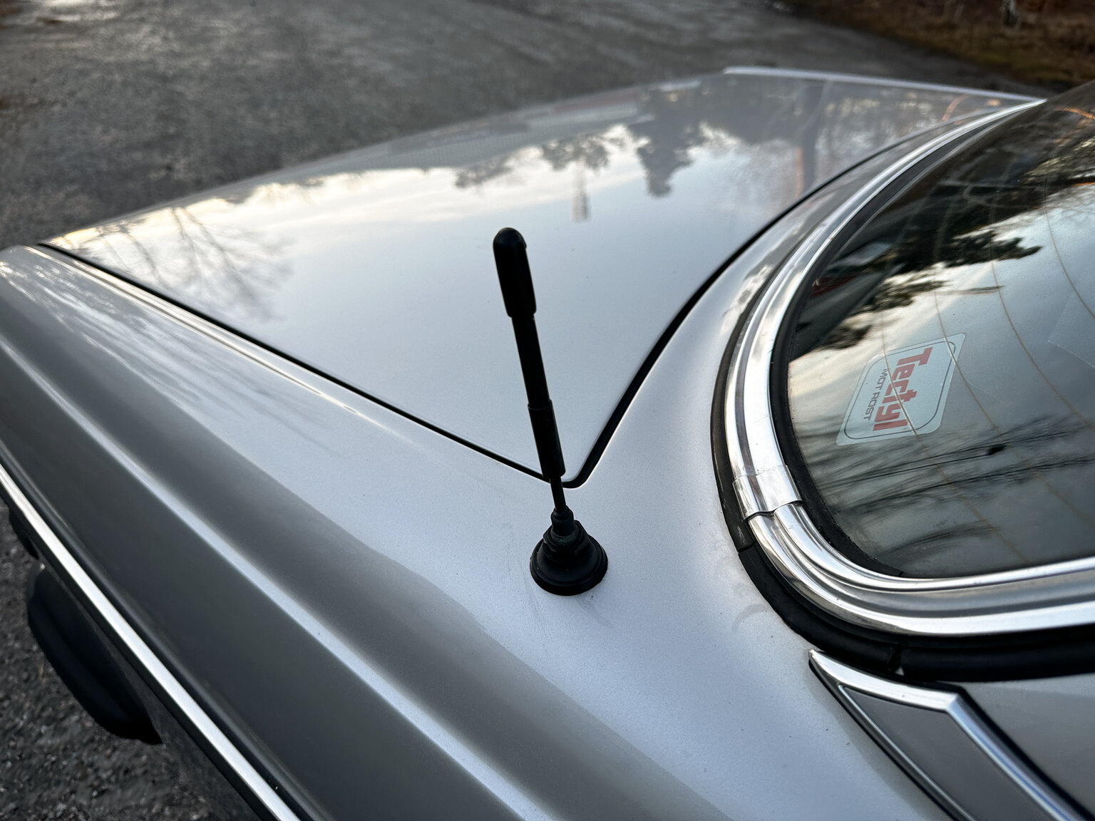 Exteriörbild på 1978 Mercedes-Benz 250